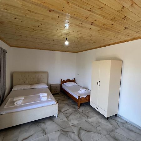 Oni Apartments Εξαμίλιο Εξωτερικό φωτογραφία