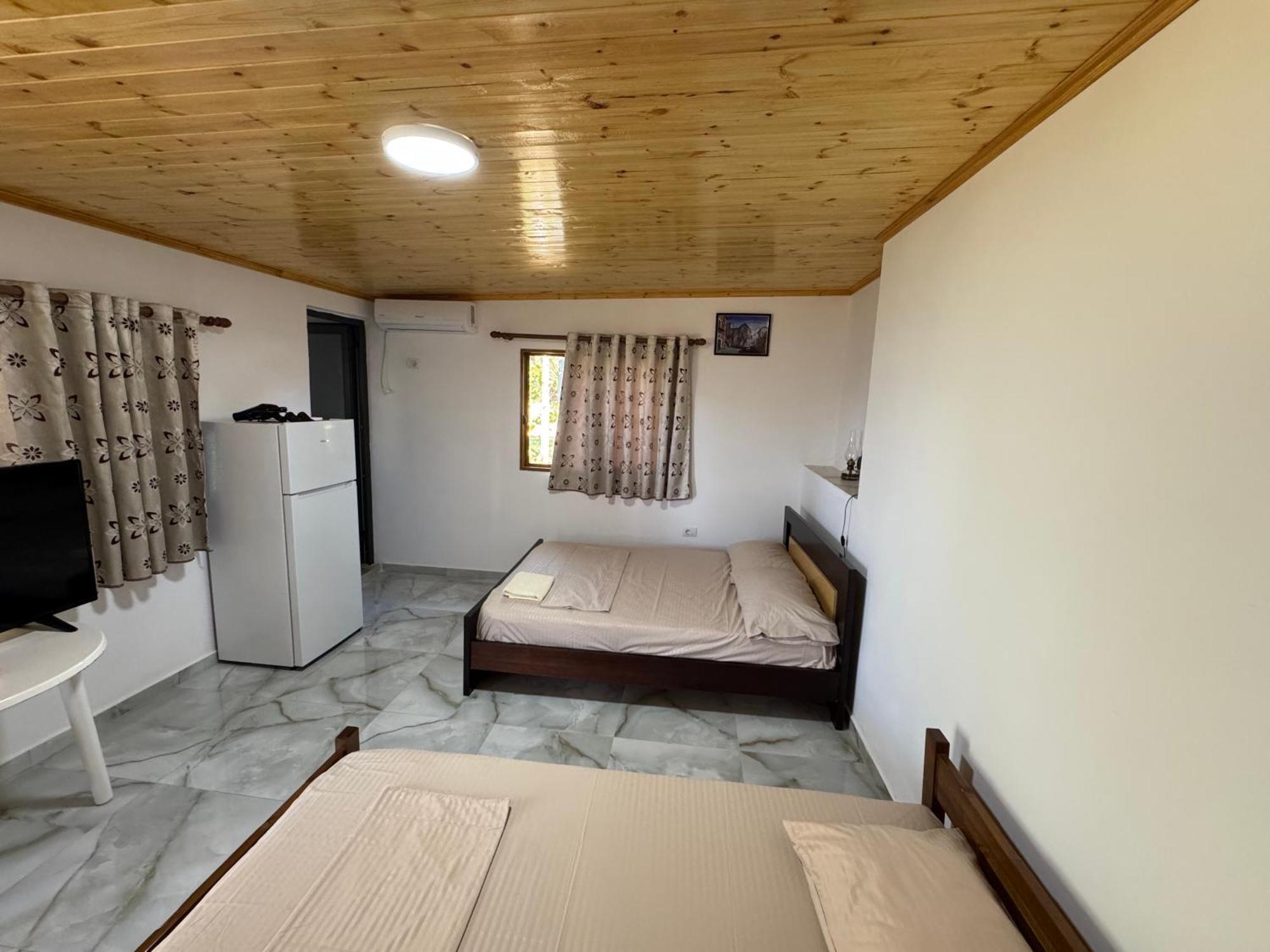 Oni Apartments Εξαμίλιο Εξωτερικό φωτογραφία