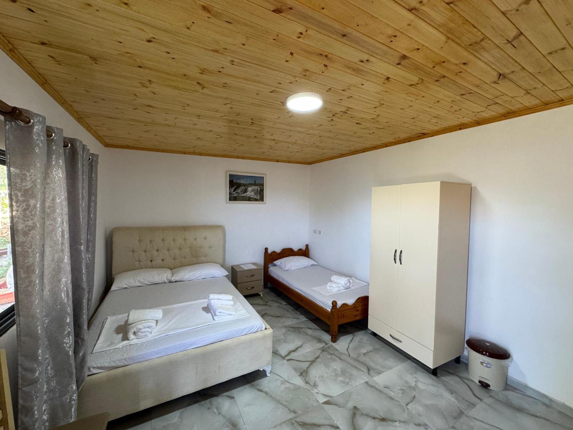 Oni Apartments Εξαμίλιο Εξωτερικό φωτογραφία