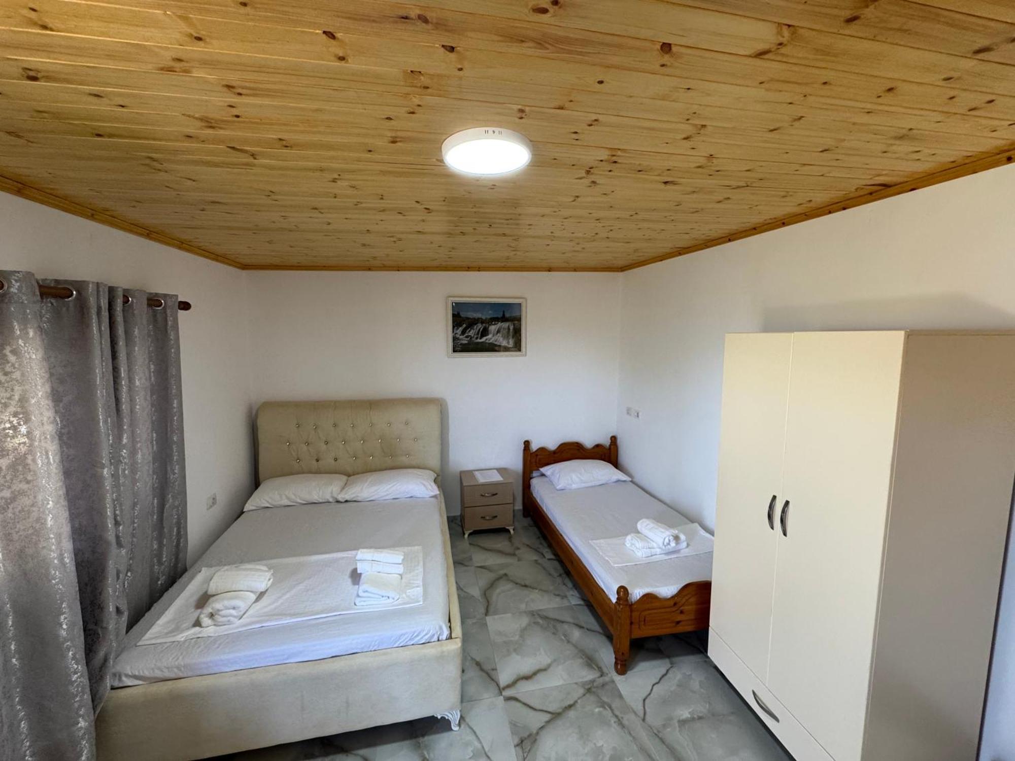 Oni Apartments Εξαμίλιο Εξωτερικό φωτογραφία